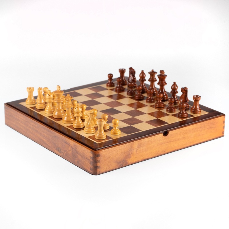 31x31cm Beautiful Magnetic Wooden Chess Set with Box Inside