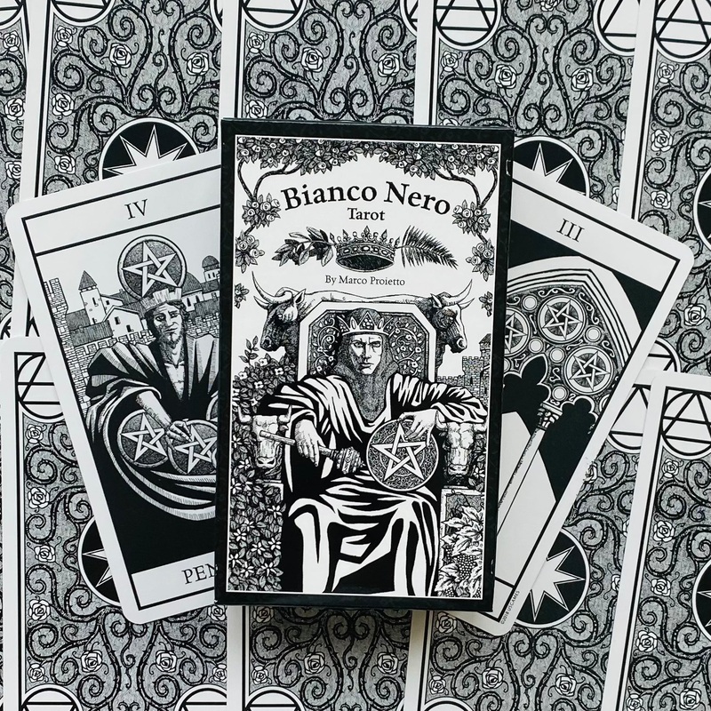 Bianco Nero Tarot Cards US Games Systems