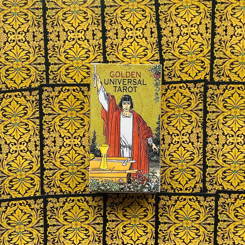 Golden Universal Tarot Cards Lo Scarabeo