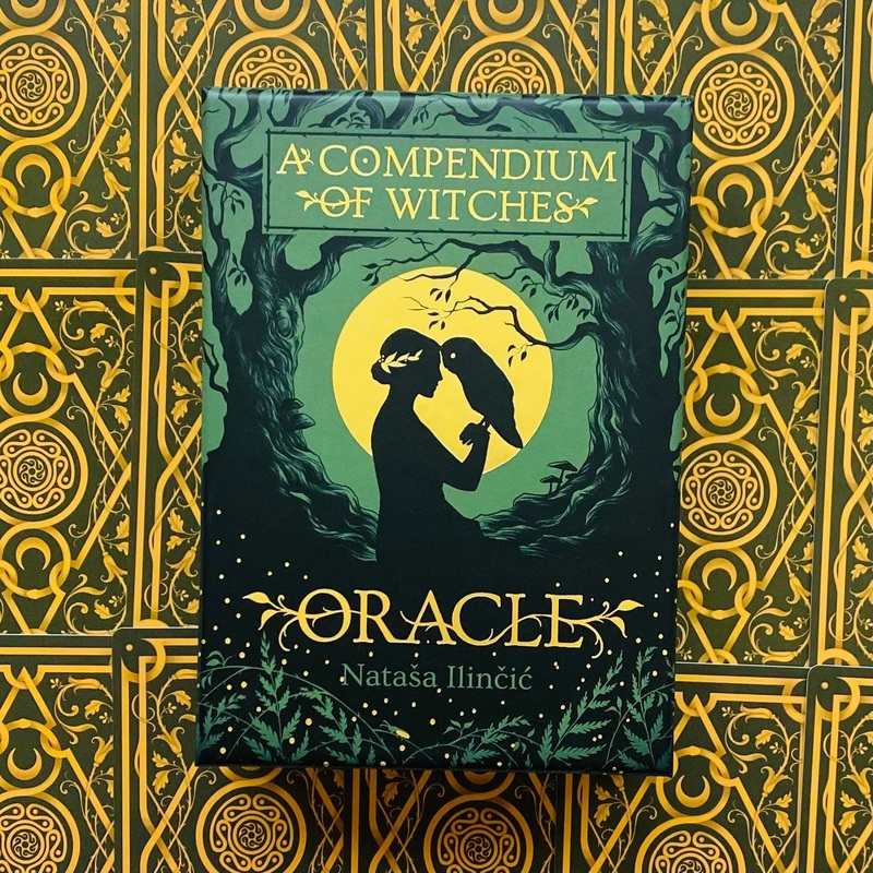 A Compendium Of Witches Oracle Cards Lo Scarabeo