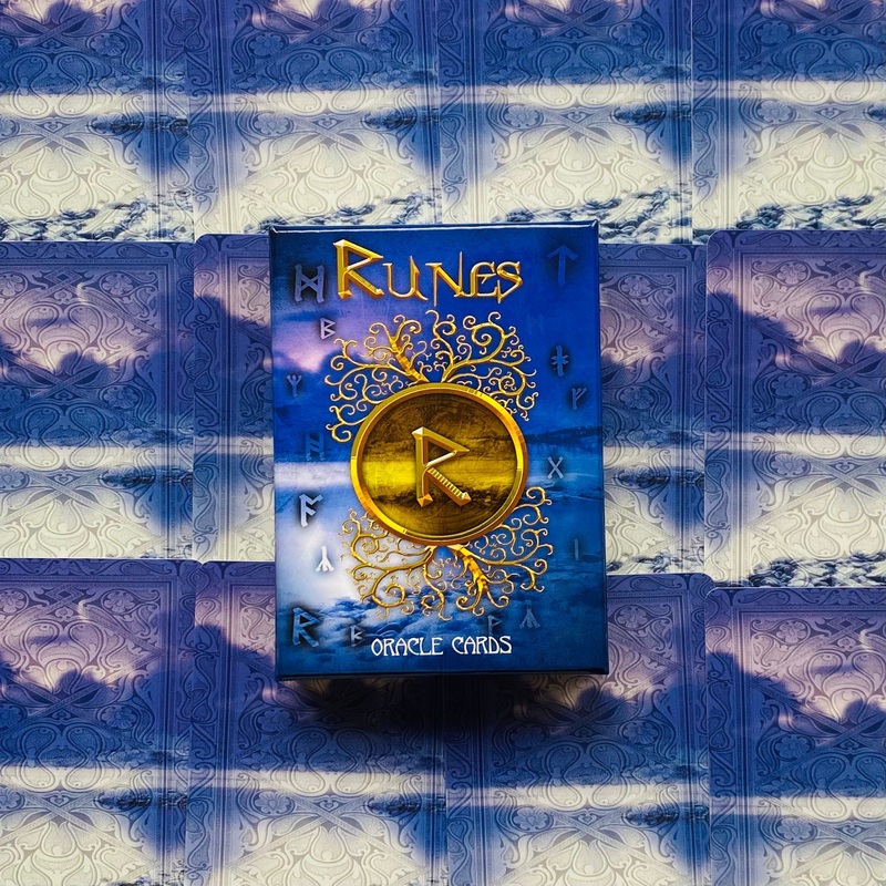 Runes Oracle Cards Lo Scarabeo