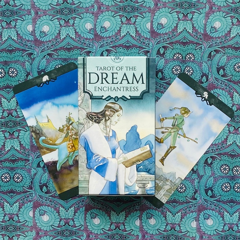 Tarot Of The Dream Enchantress cards Lo Scarabeo