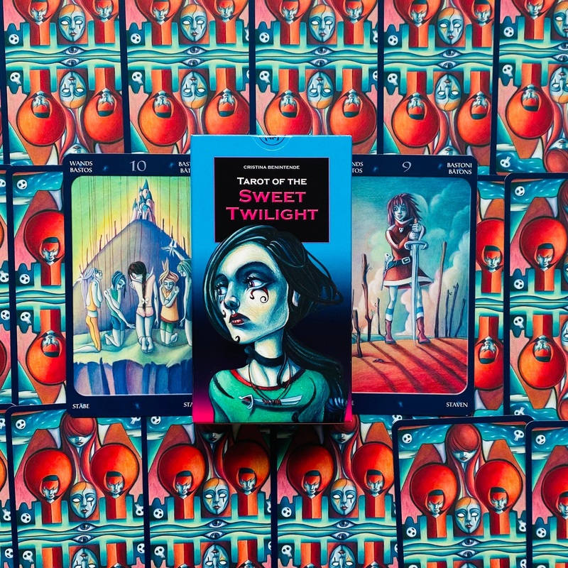 Tarot of the Sweet Twilight cards Lo Scarabeo