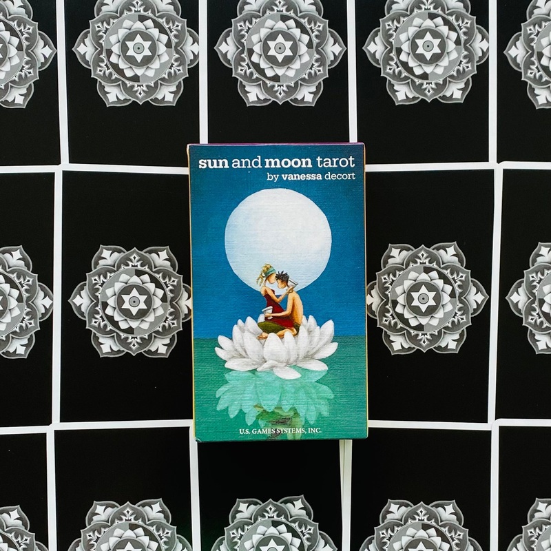 Sun And Moon Tarot cards US Games Systems