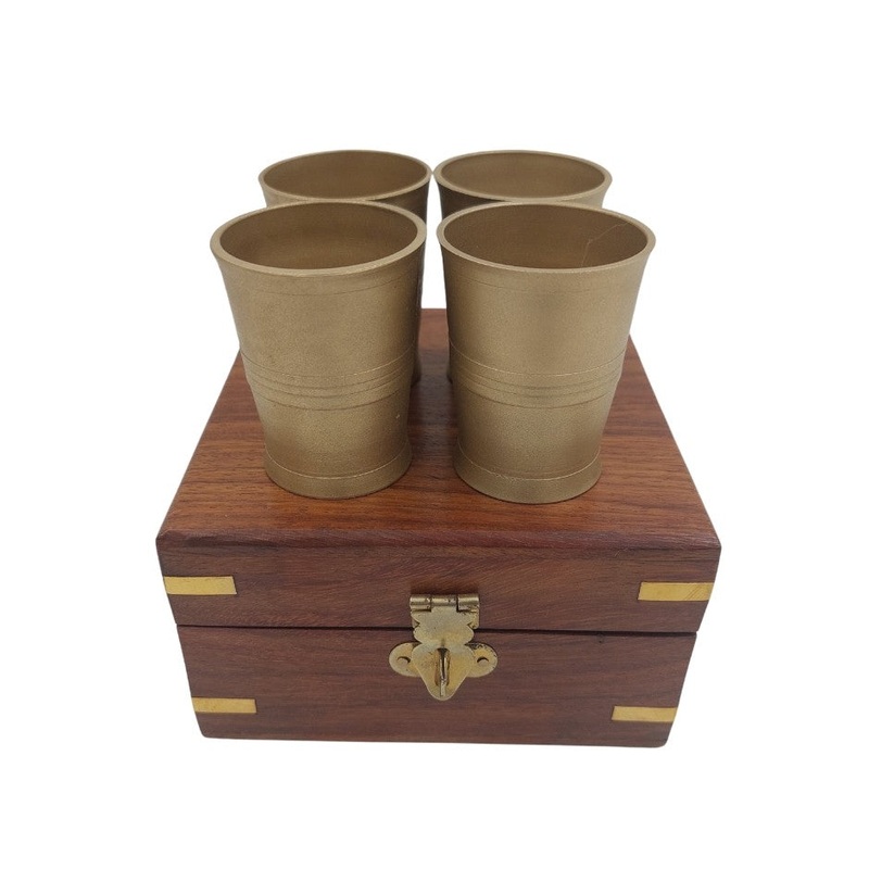 Set of 4 vodka glasses  SE03